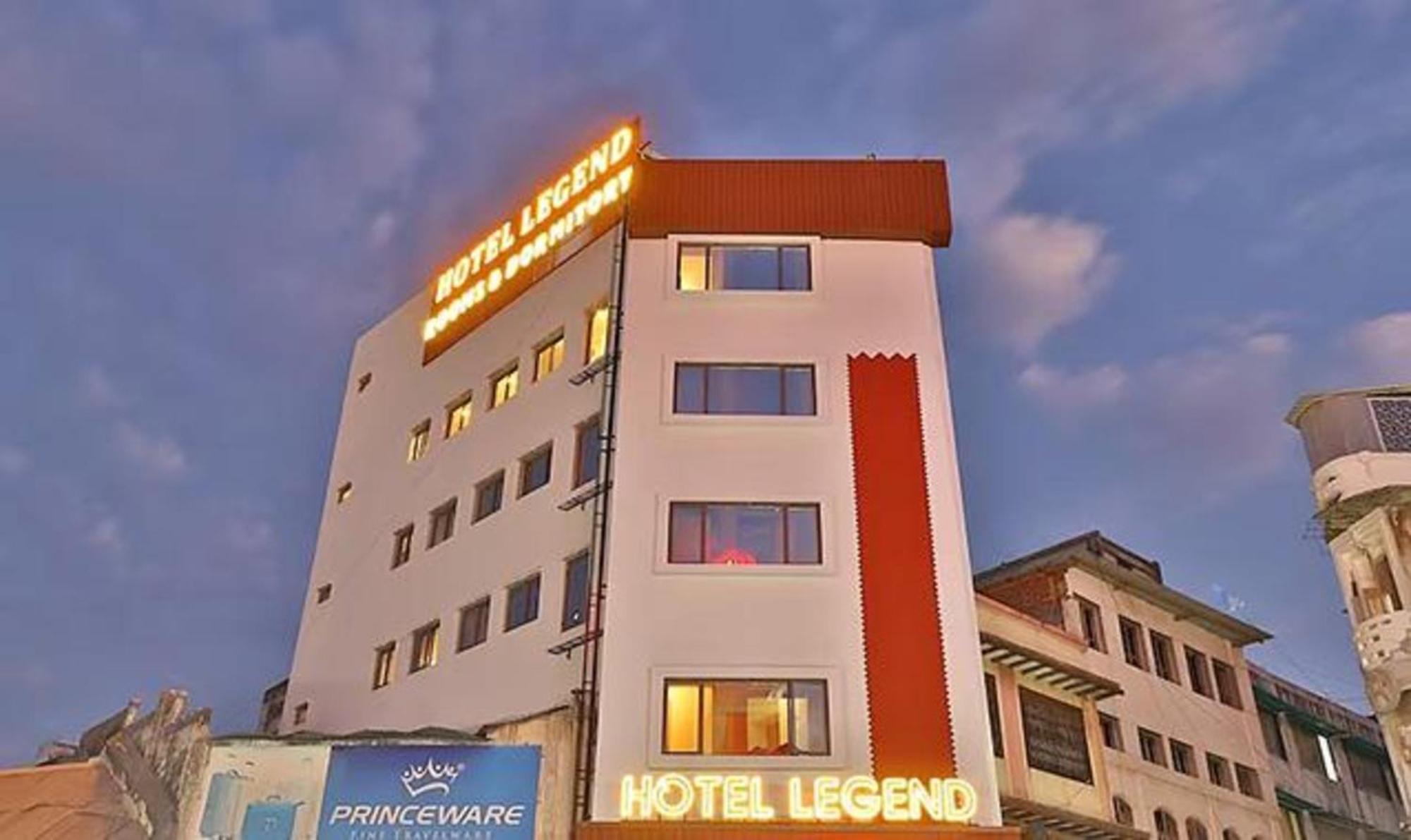 Fabhotel Prime Legend Surat Exterior photo
